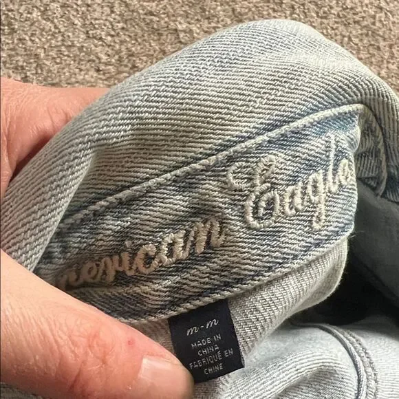 American Eagle Outfitters Light Blue Jean Jacket - Picture 4 of 4